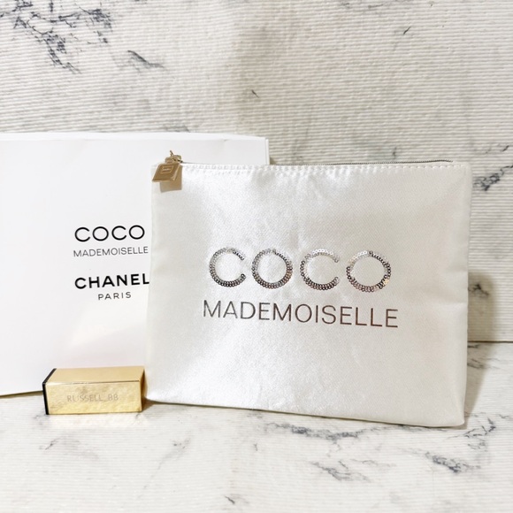 CHANEL Accessories - Chanel Beauty COCO Mademoiselle Cream Satin Zippered Pouch